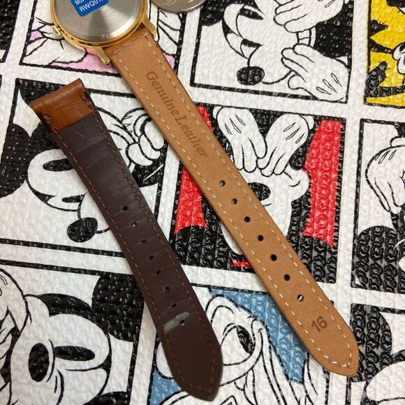 Vintage Disney x Lorus by Seiko Mickey Mouse Bobbing Eye Unisex Watch w Case